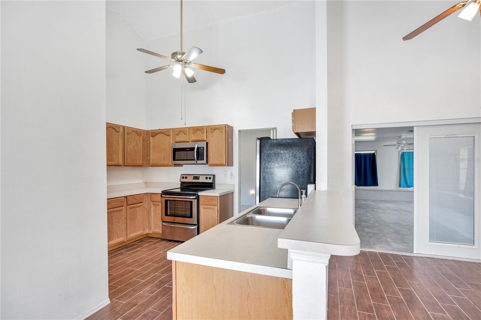 6019 Long Peak Drive, FL
