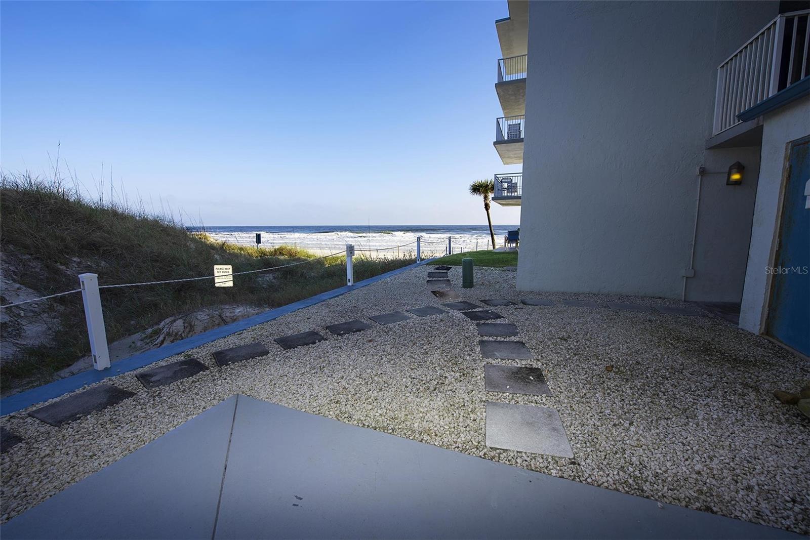 1571 Atlantic Avenue, FL