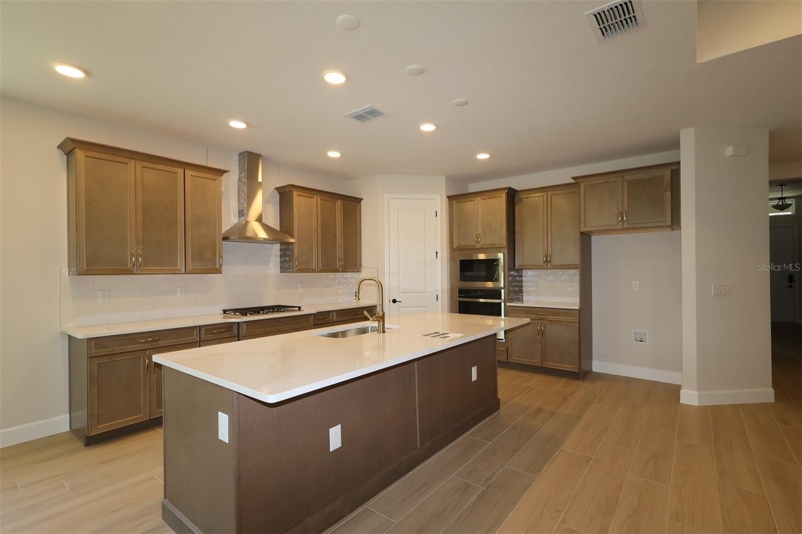 3326 Wolf Lake Avenue, FL