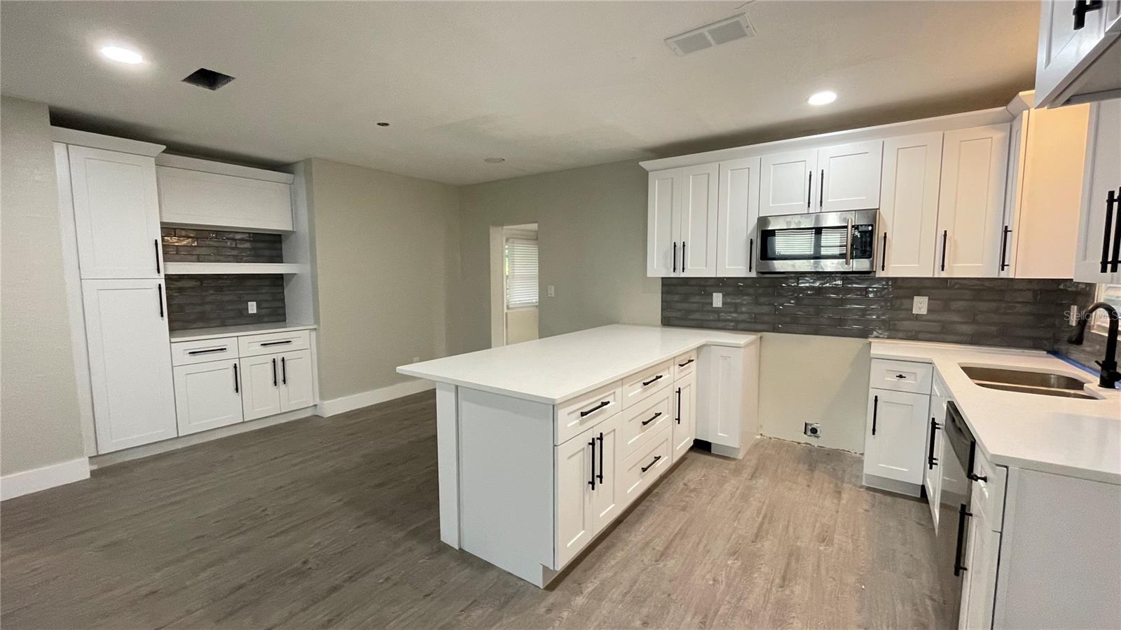 2816 Hargill Drive, FL