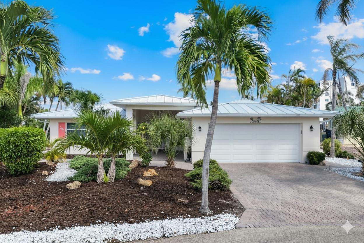 8552 Lagoon Road, FL