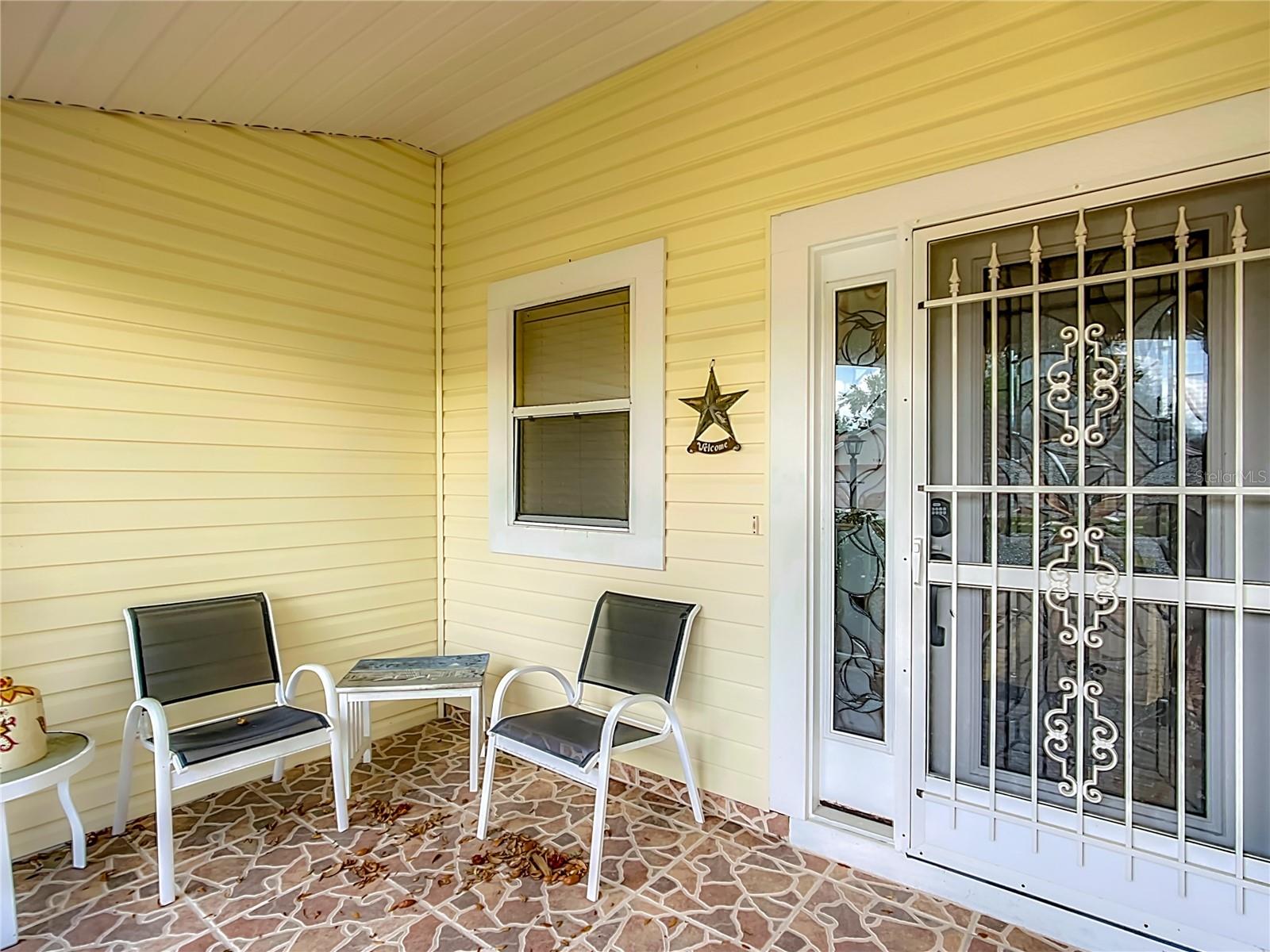 208 Desota Court, FL