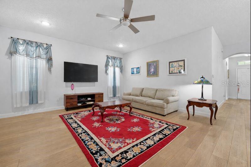 42 Huntington Place, FL