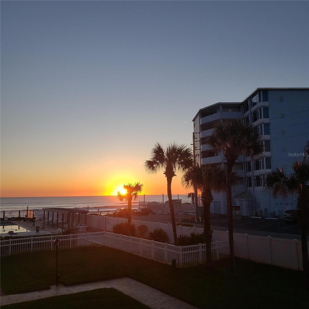 1571 Atlantic Avenue, FL