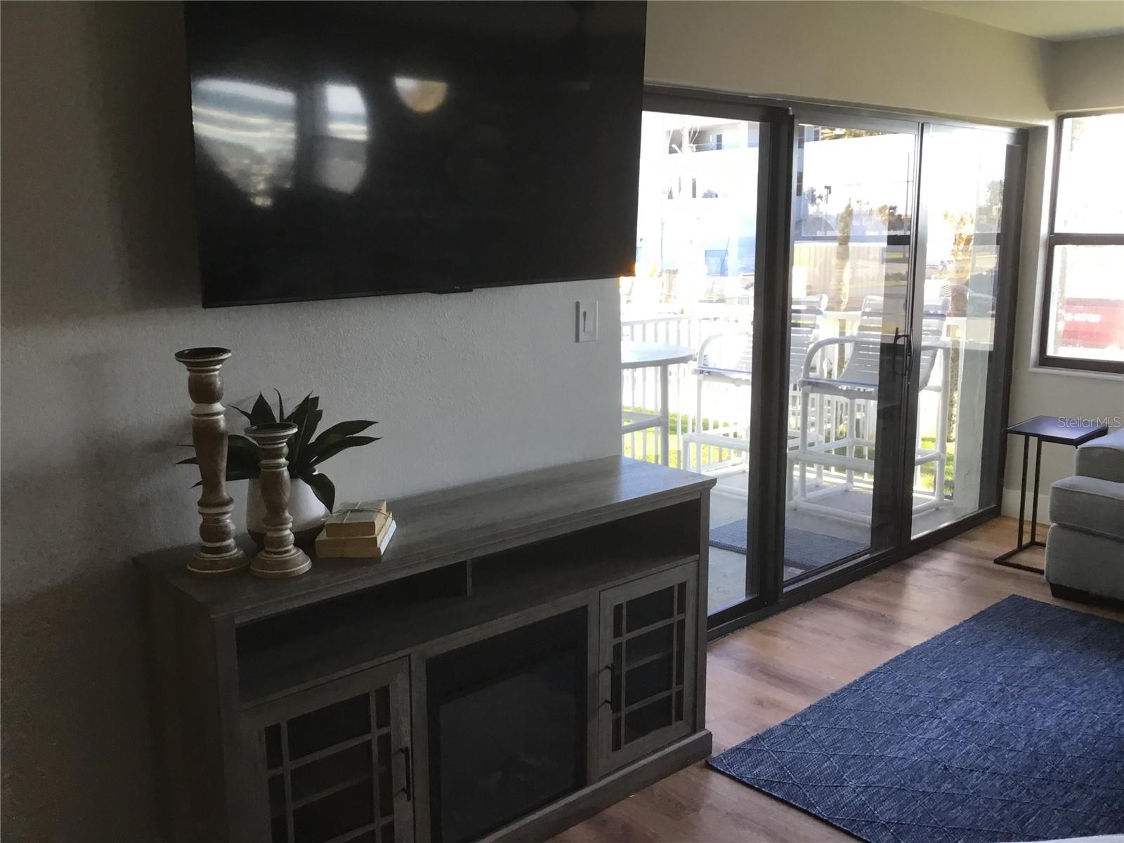 1571 Atlantic Avenue, FL