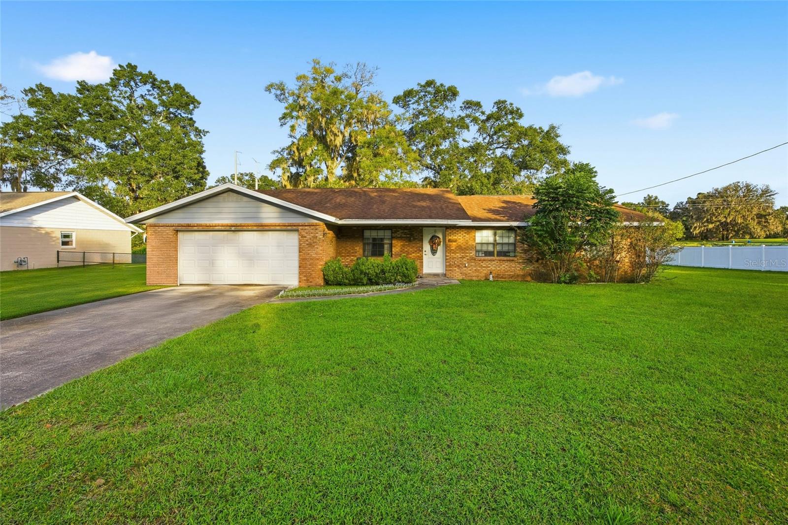 1741 43rd Terrace, FL