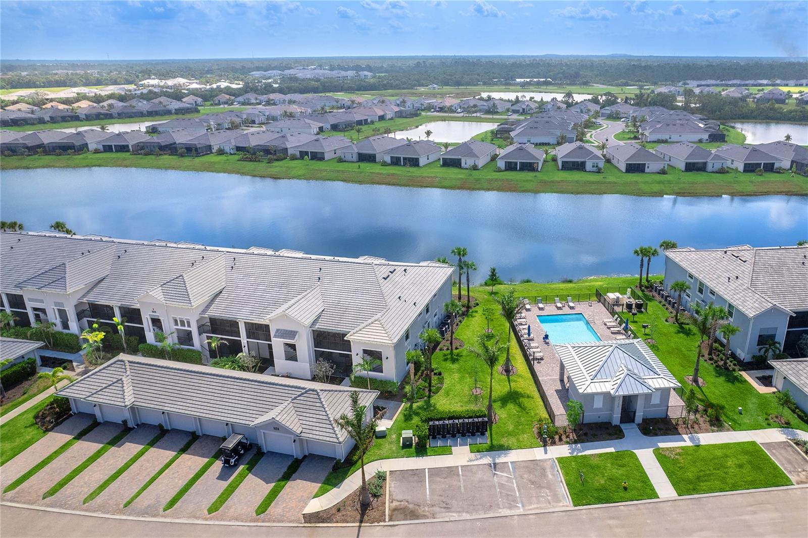 14214 Heritage Landing Boulevard, FL