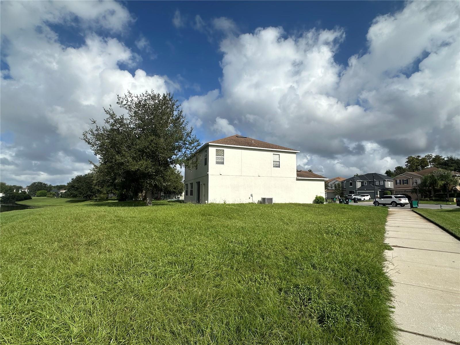 13326 Sproston Point, FL