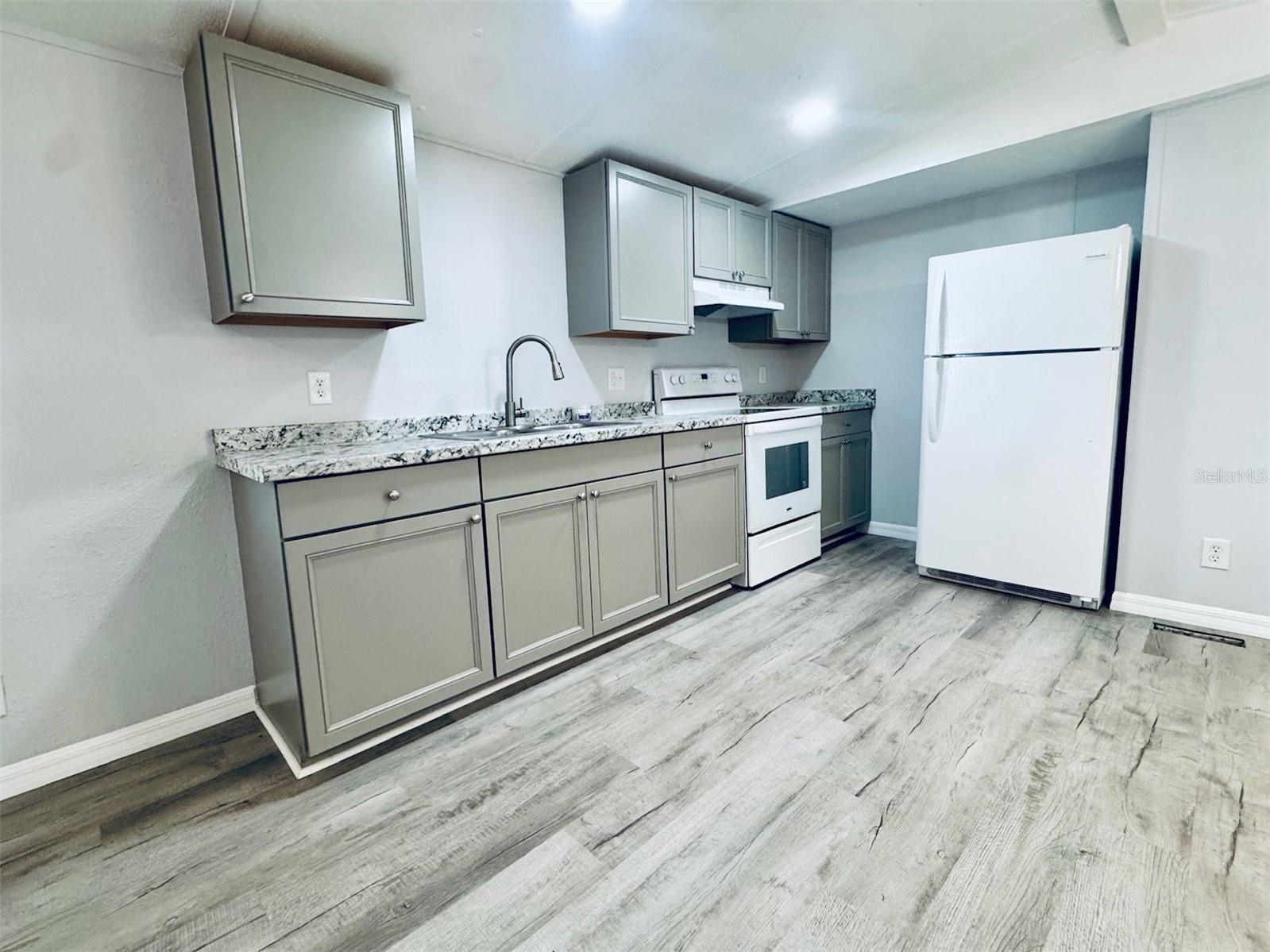 688 4th Street, FL