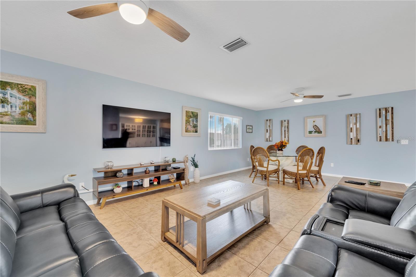2401 Riverbluff Parkway, FL