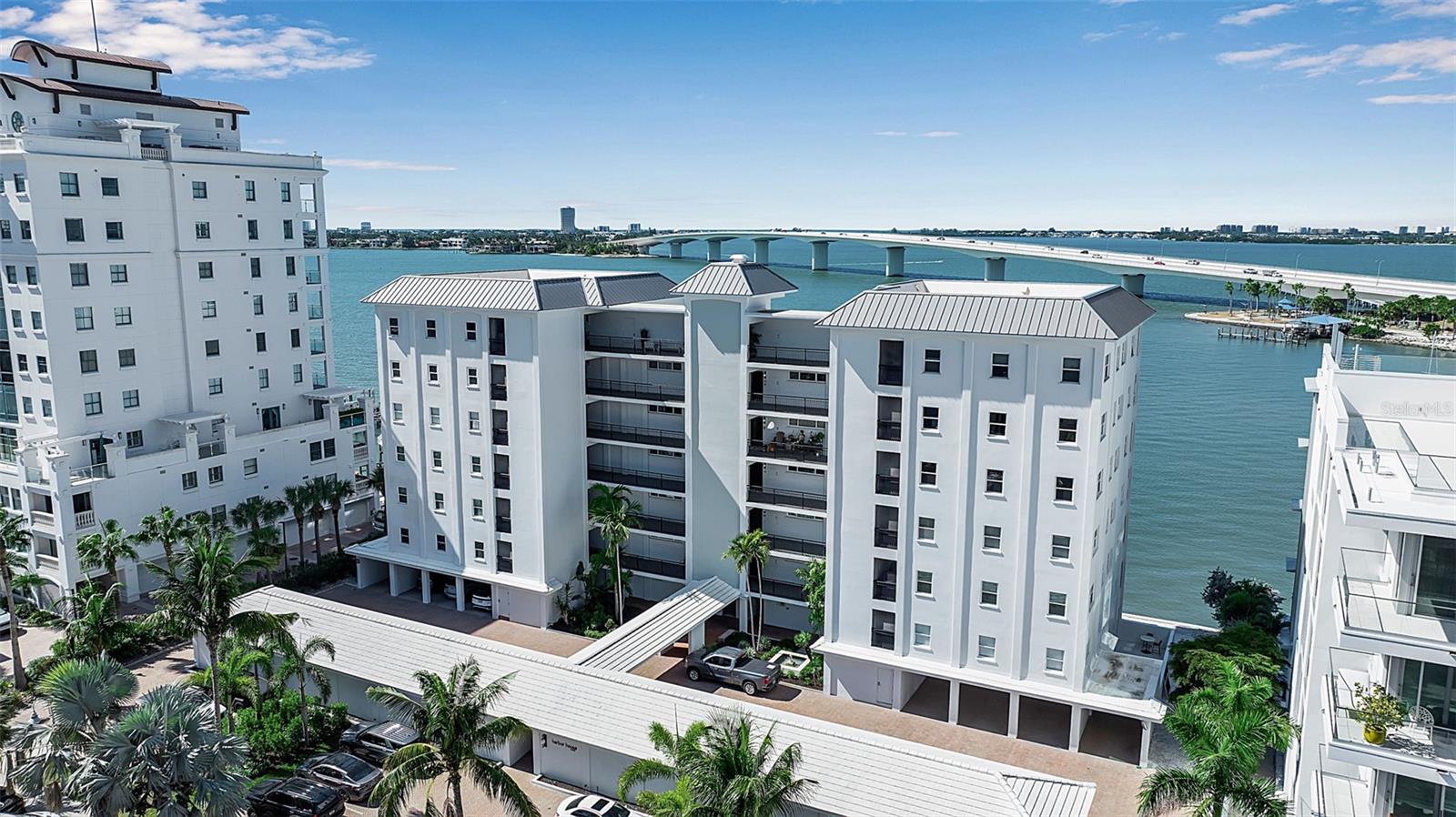 226 Golden Gate Point, FL