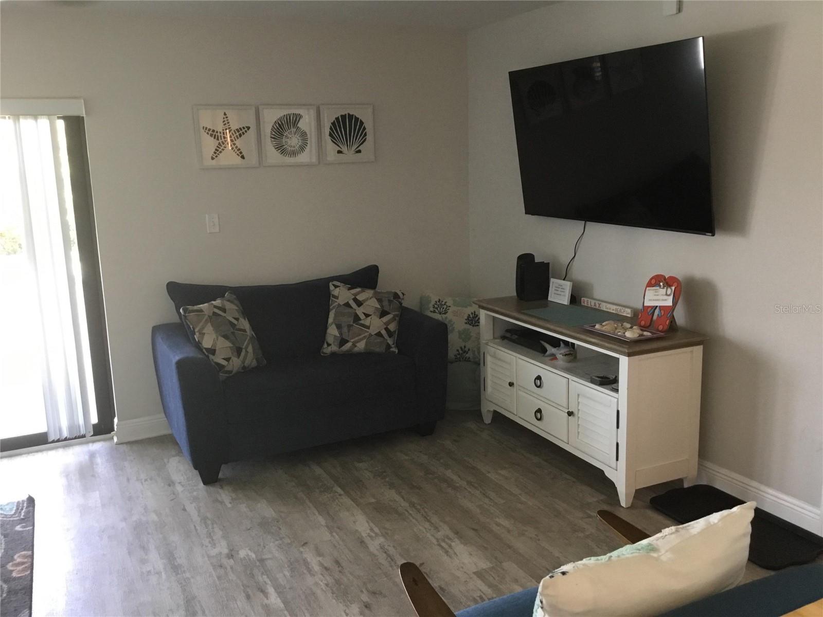 1571 Atlantic Avenue, FL