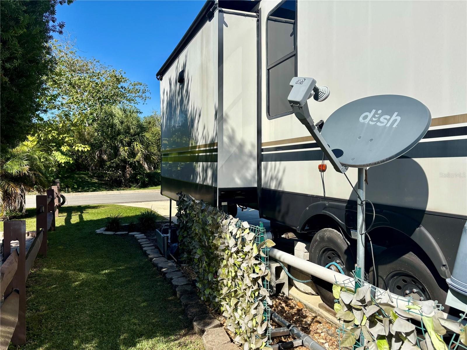 3259 102nd Avenue Road, FL