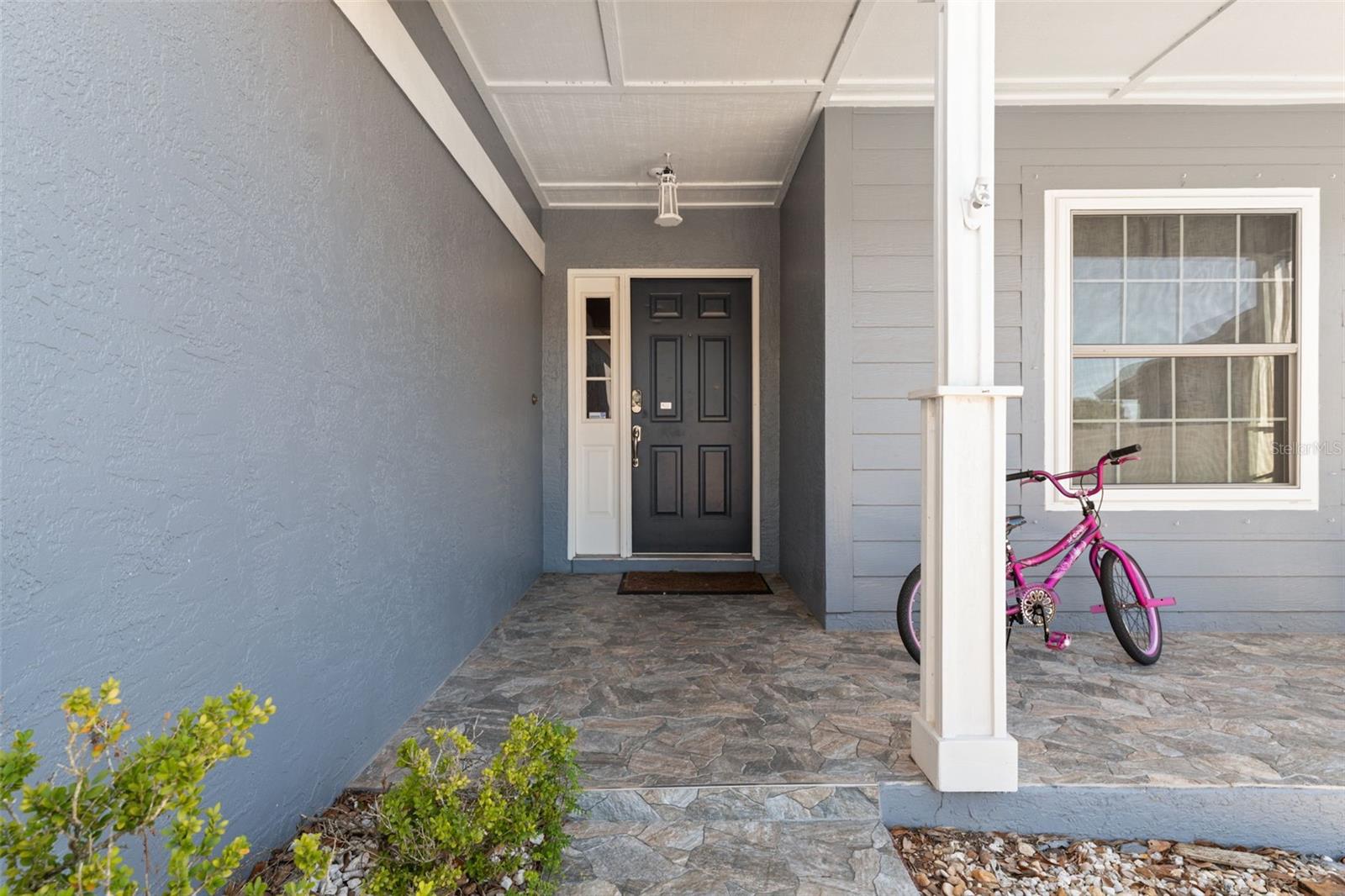 24138 Twin Court, FL