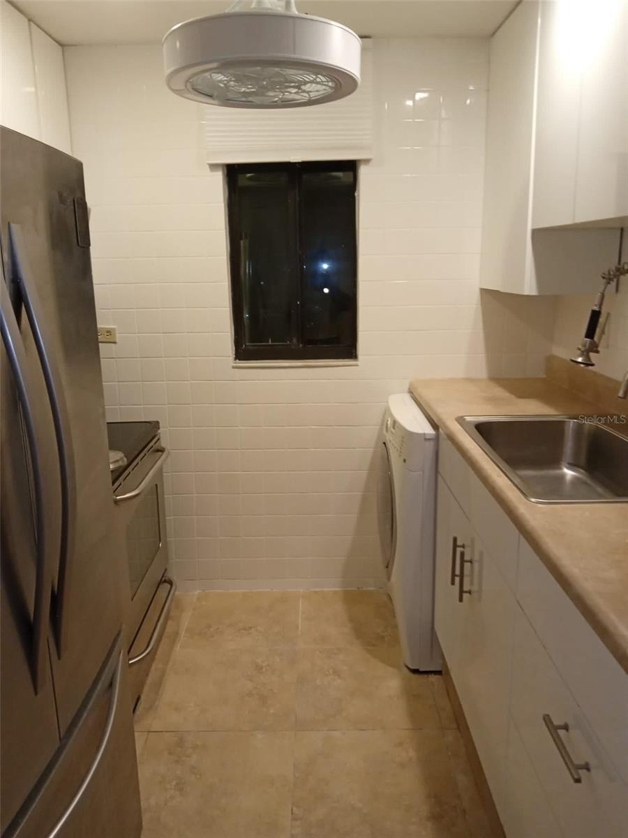 3242 Semoran Boulevard, FL