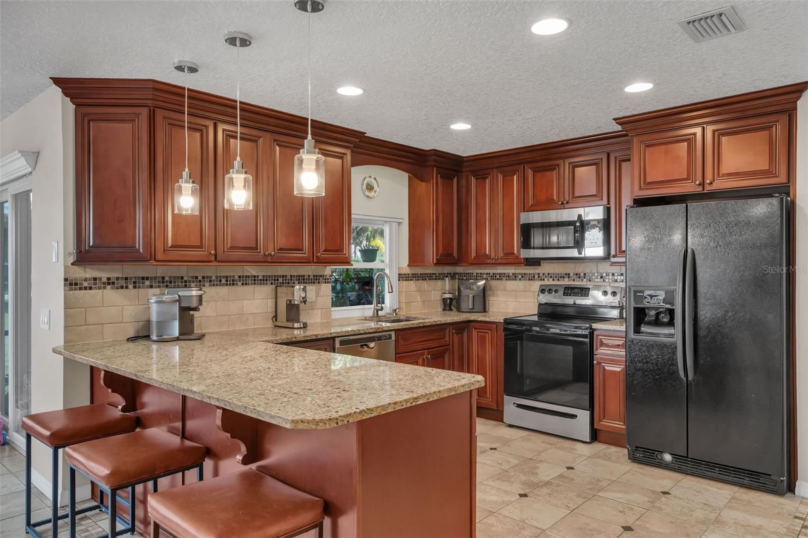 6047 Shore Line Drive, FL