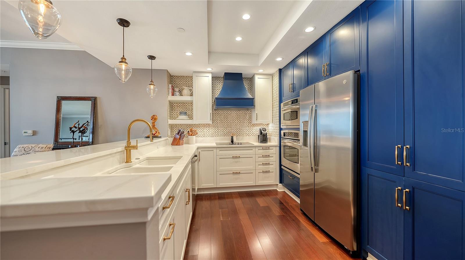 50 Central Avenue, FL