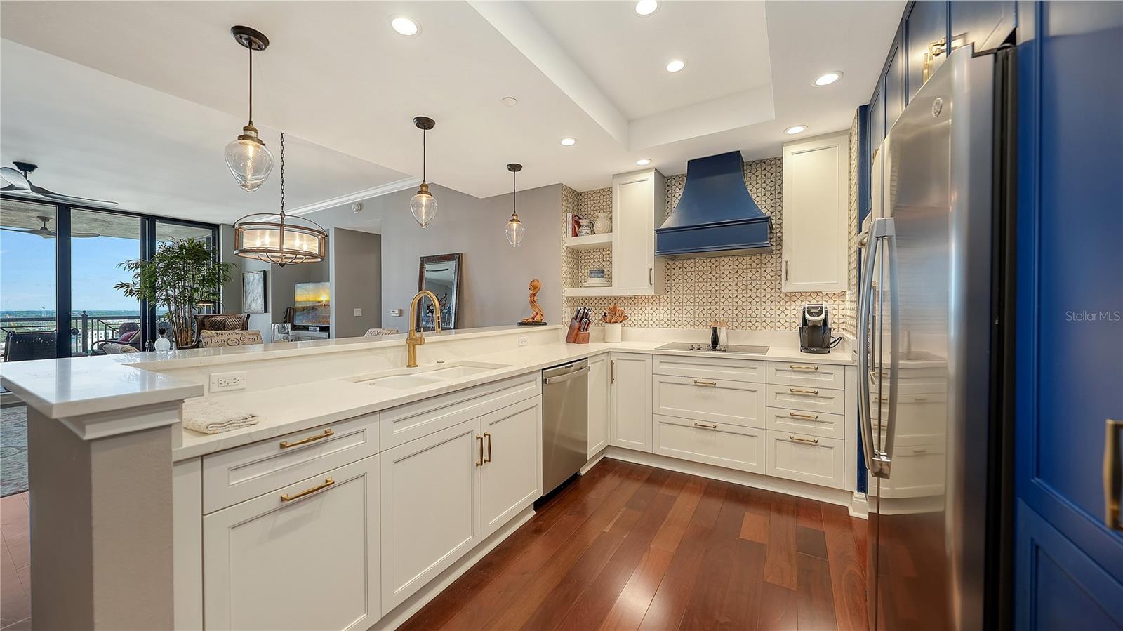 50 Central Avenue, FL