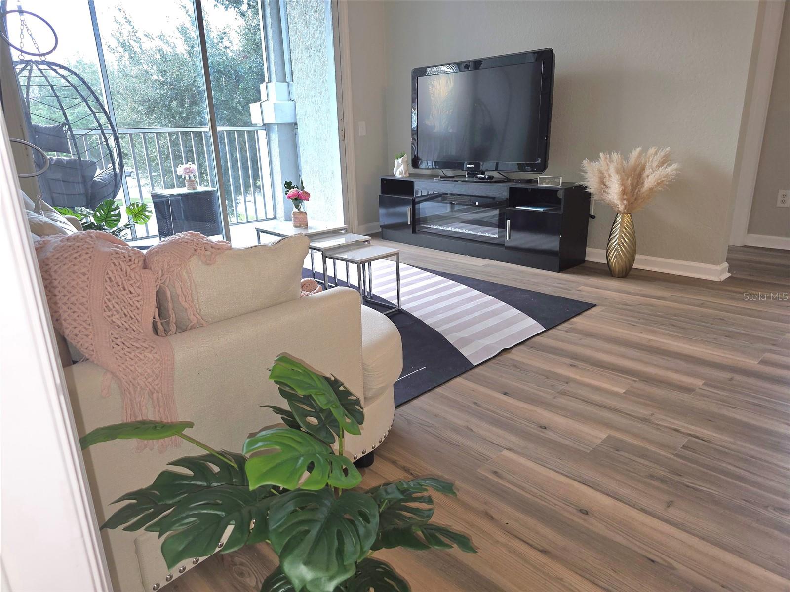 2307 Butterfly Palm Way, FL