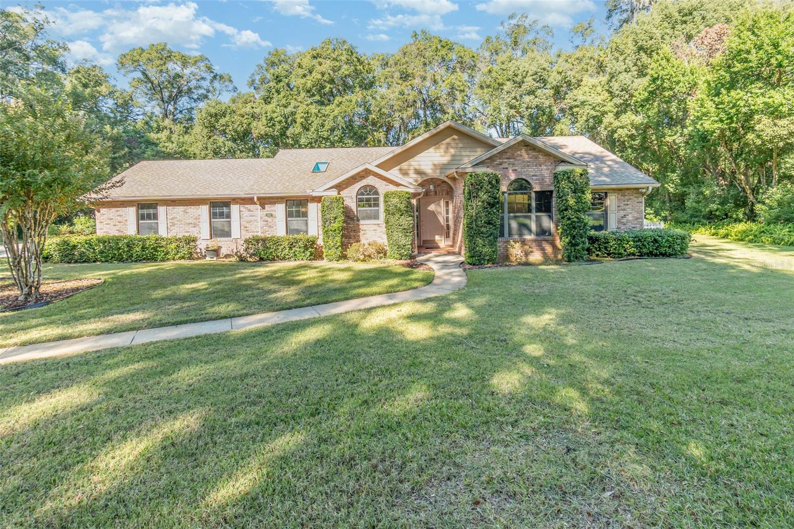 1554 Silver Hammock, FL