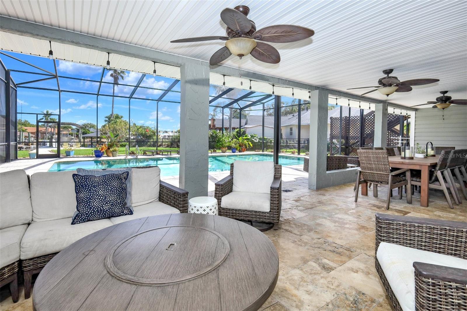 301 Quay Assisi, FL