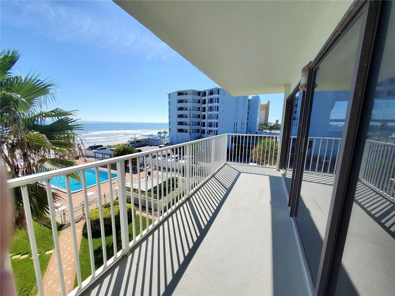 1571 Atlantic Avenue, FL