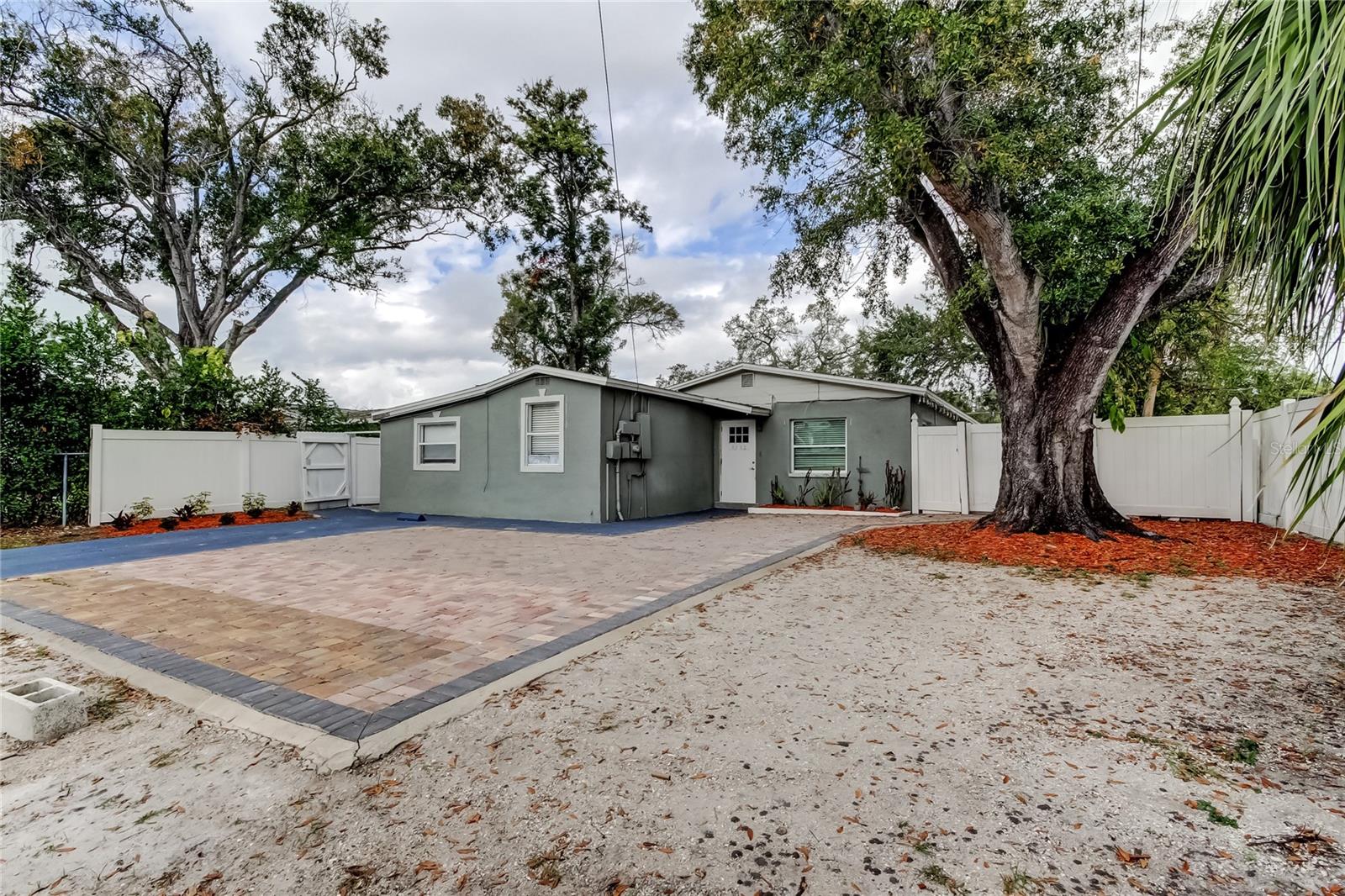 4532 Devonshire Road, FL
