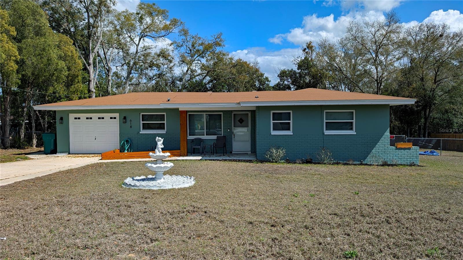 618 Bell Avenue, FL