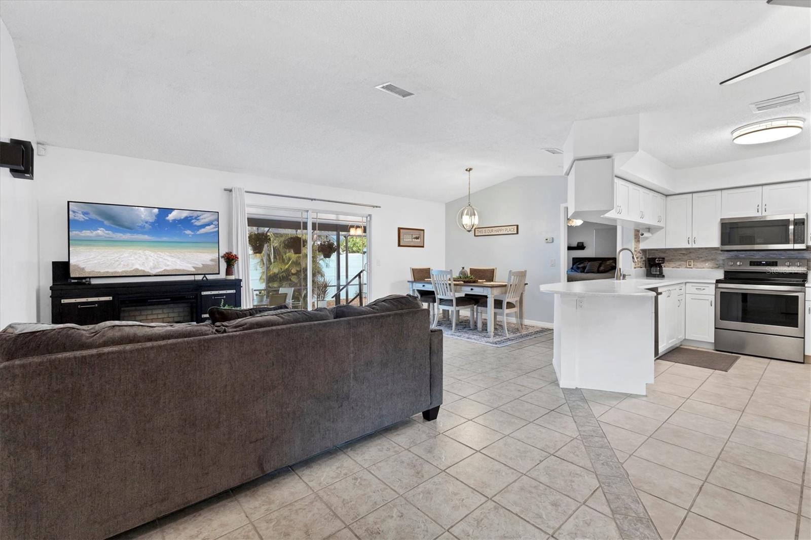 1275 42nd Street, FL