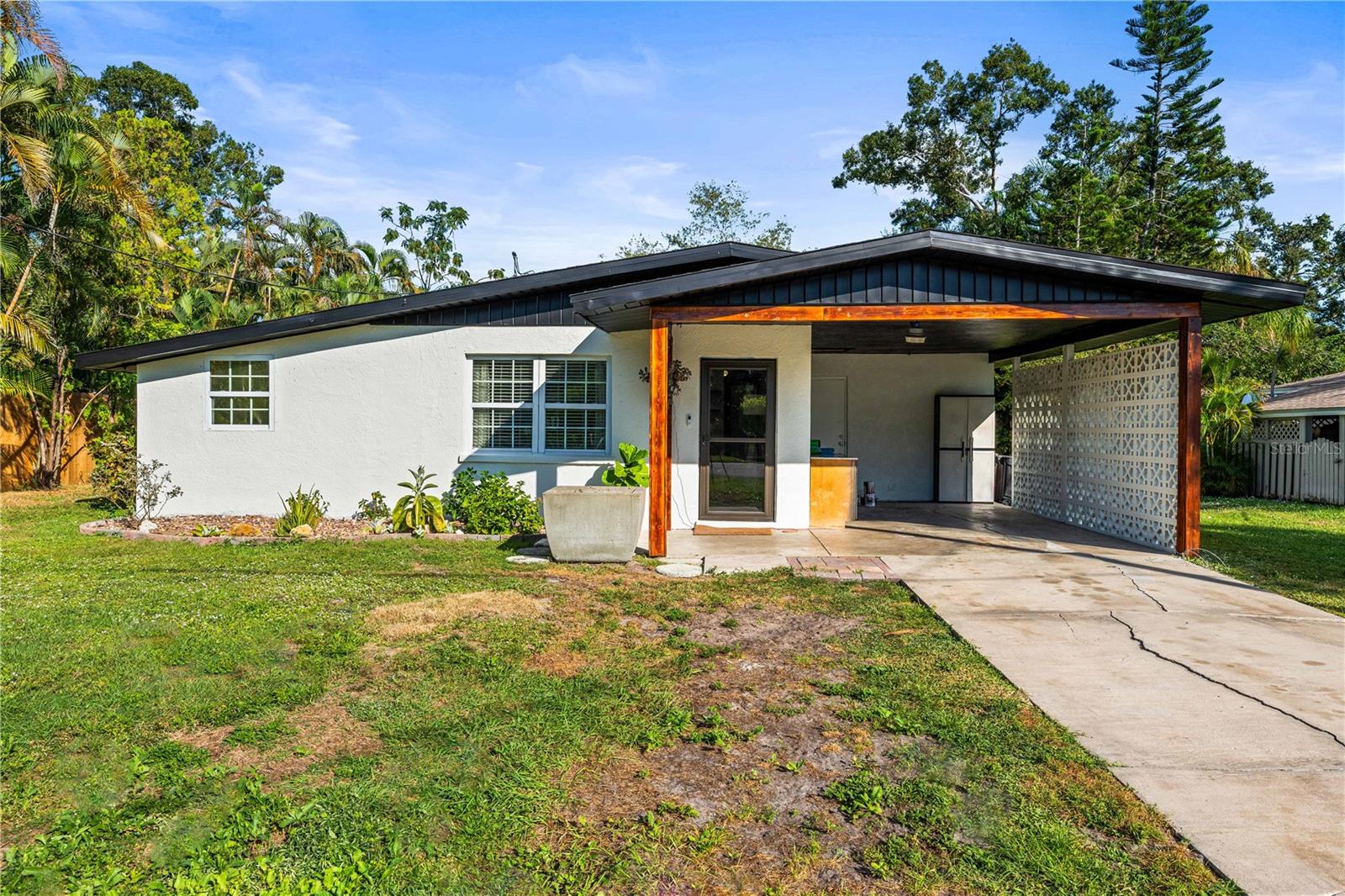 2611 Huntington Avenue, FL