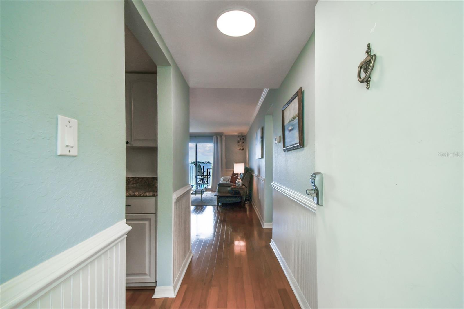 464 Paula Drive, FL