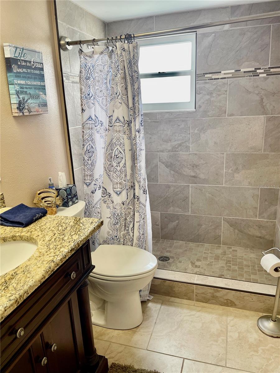 4650 Cove Circle, FL