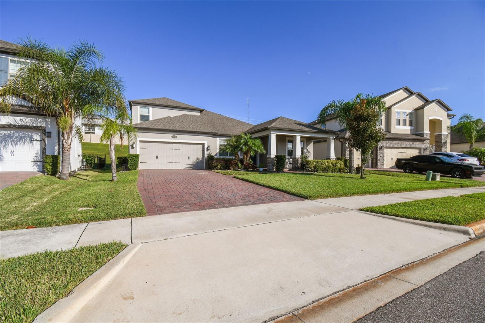 2019 Panoramic Circle, FL