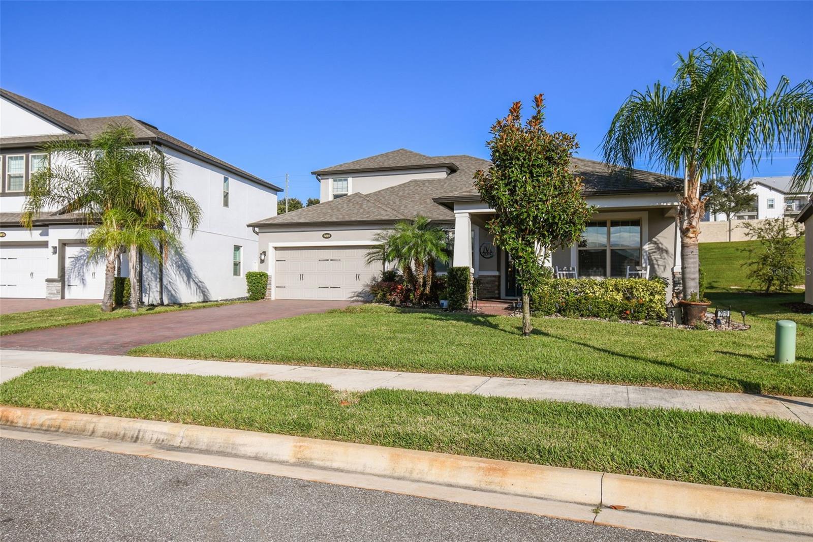 2019 Panoramic Circle, FL