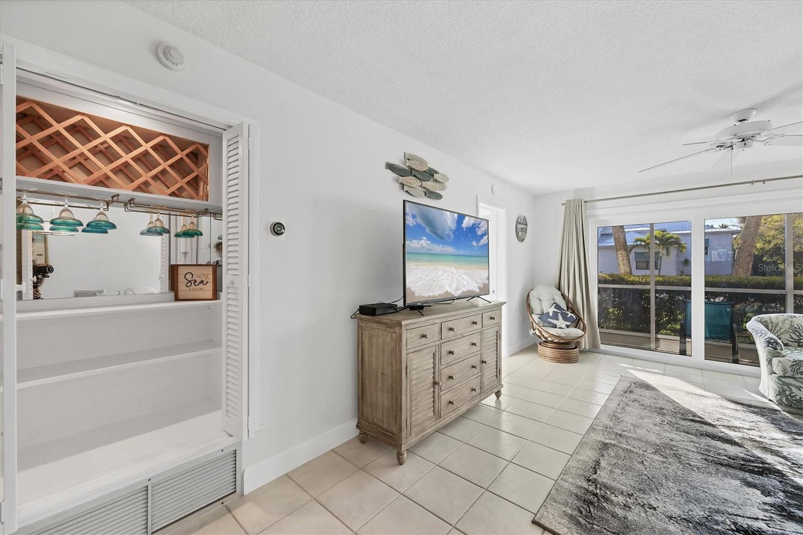 500 Washington Drive, FL