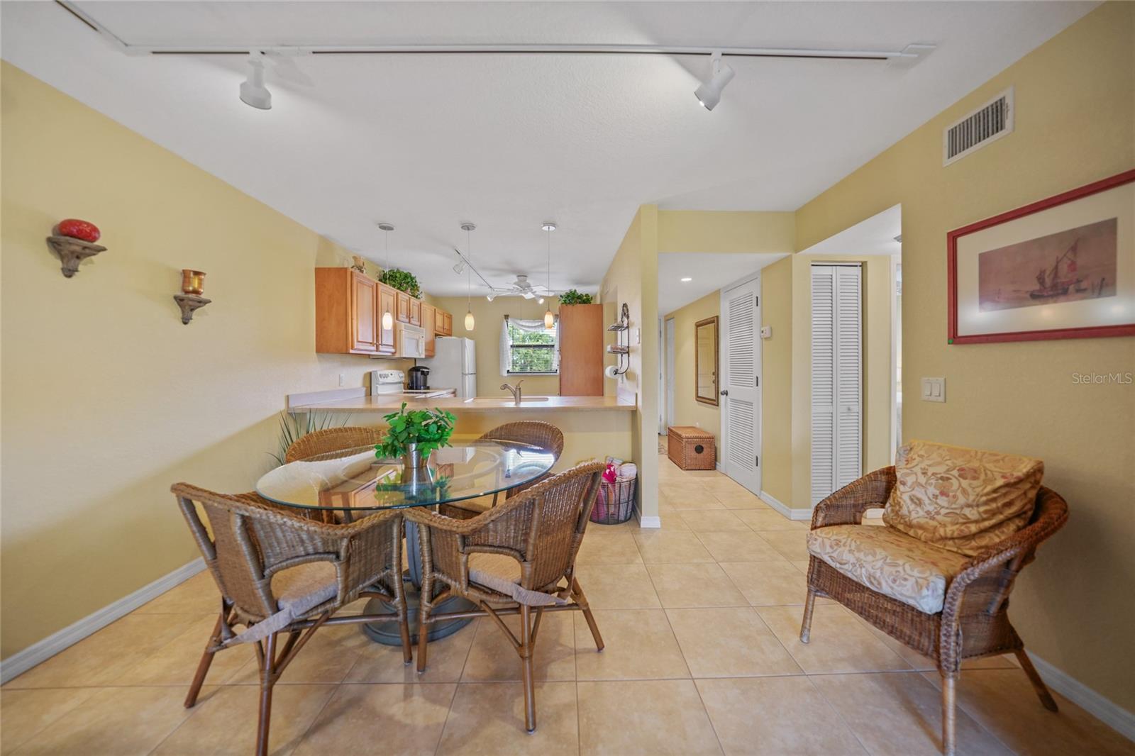 175 Kings Highway, FL