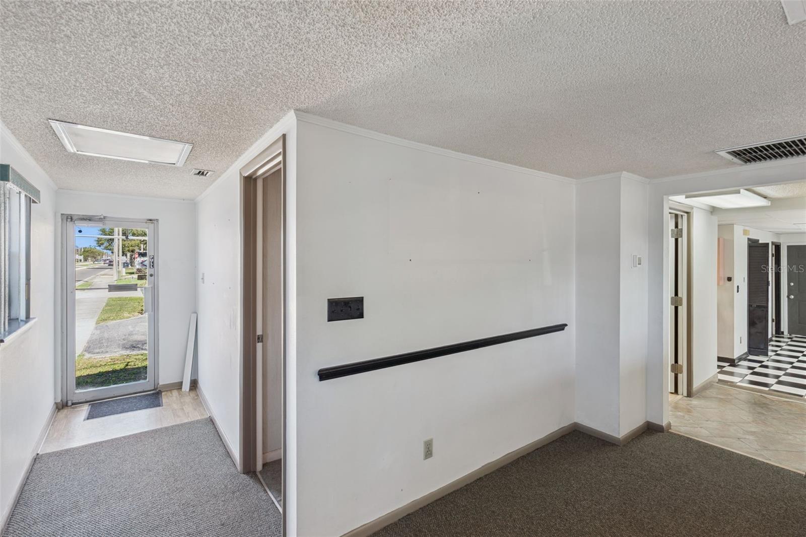 1610 1st Street, FL