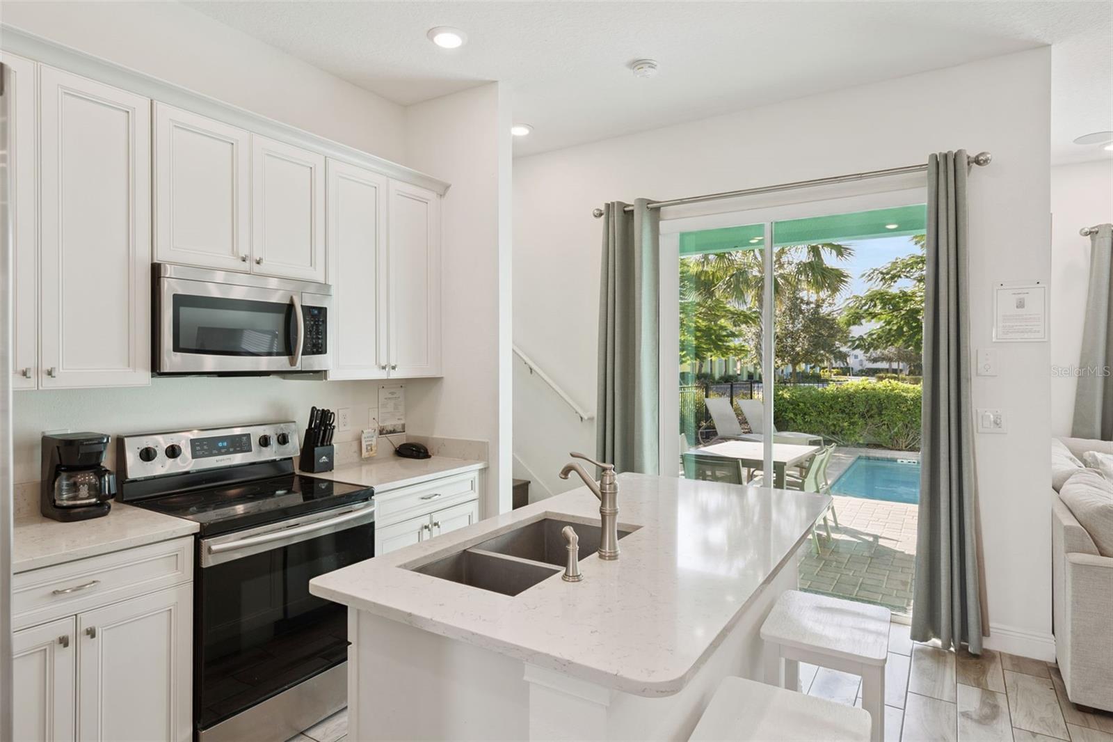8082 Knee Deep Road, FL