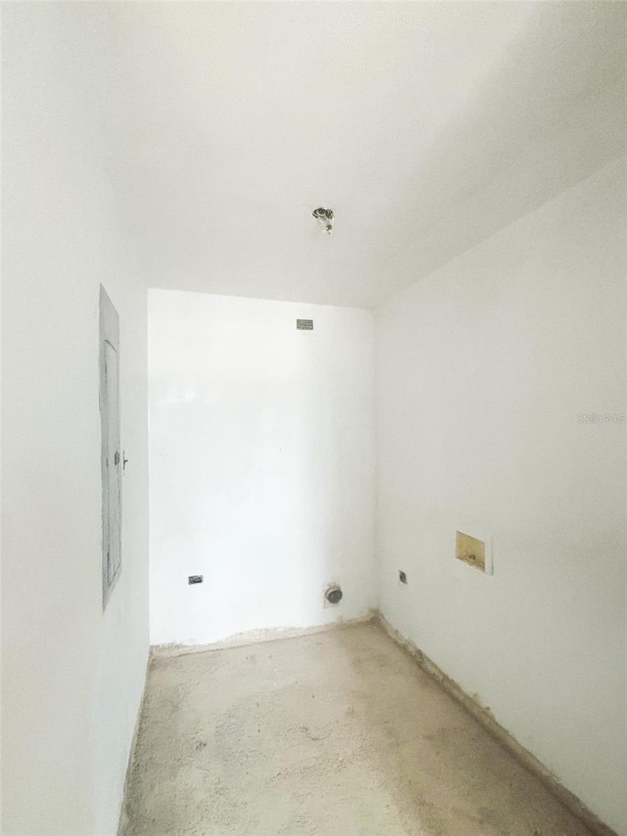 550 Ave Fernandez Juncos, PR