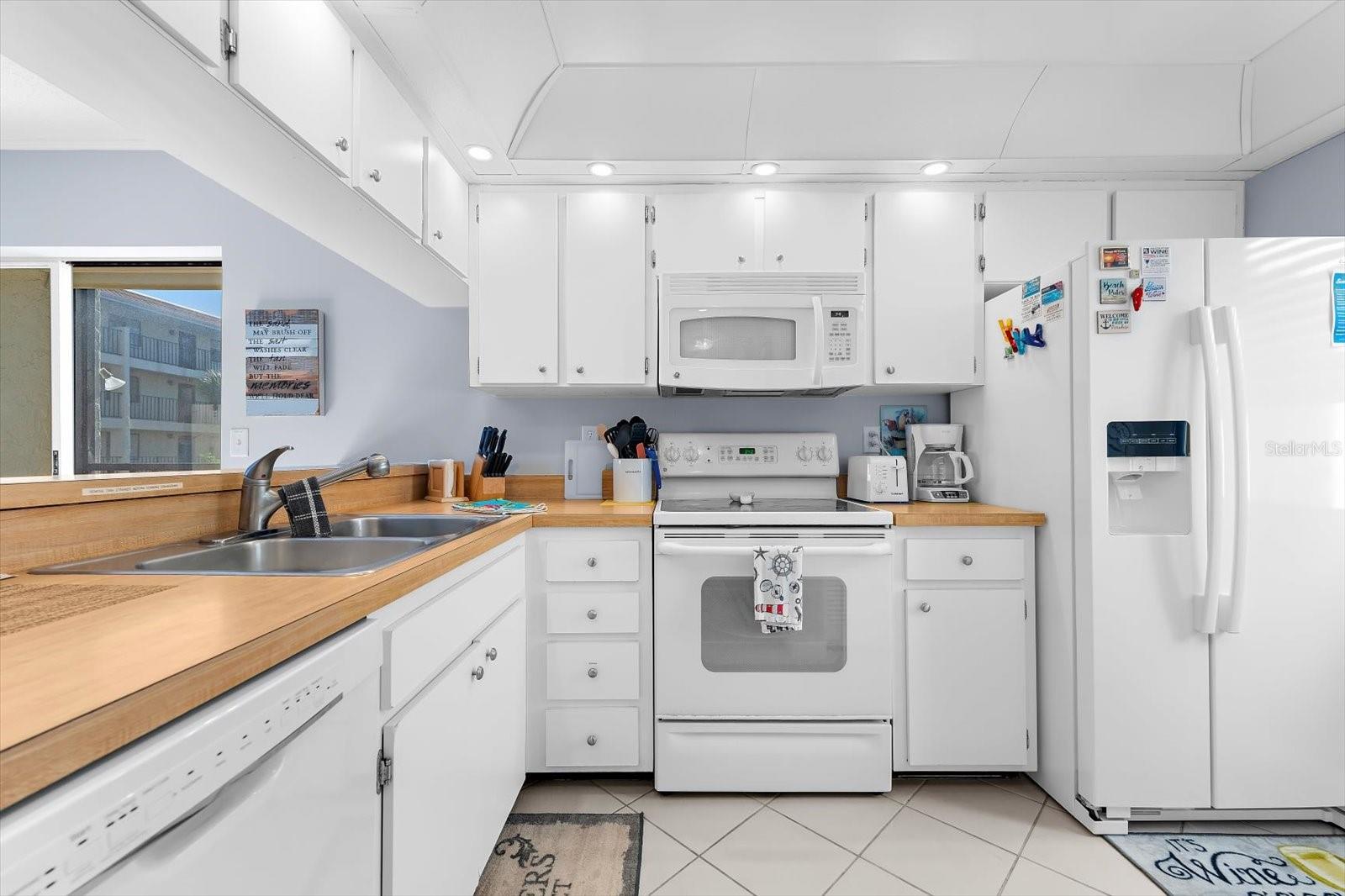 1551 Beach Road, FL