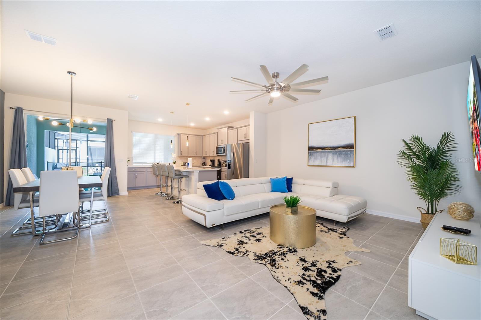1812 Tropical Palms Circle, FL
