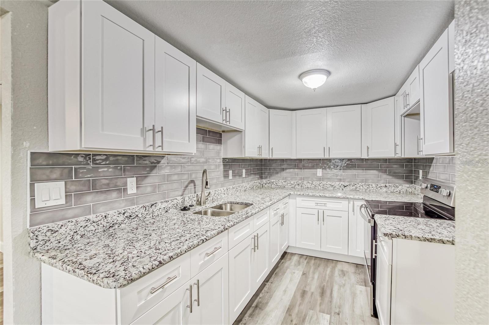 5320 Cherry Avenue, FL