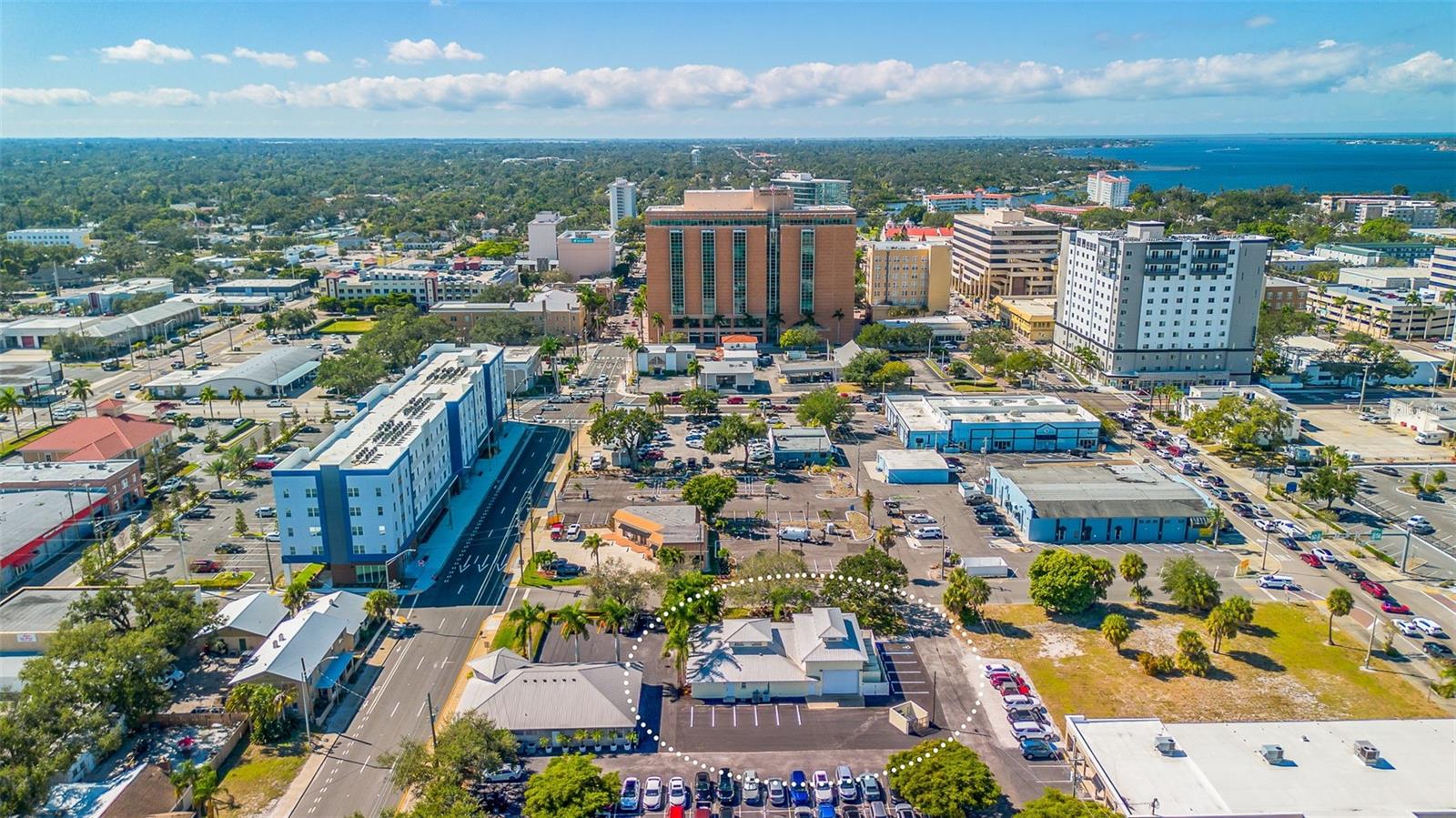525 8th Street, FL