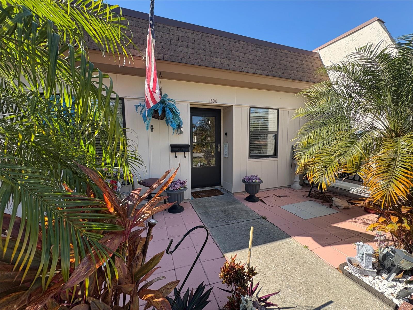 1606 Flint Drive, FL