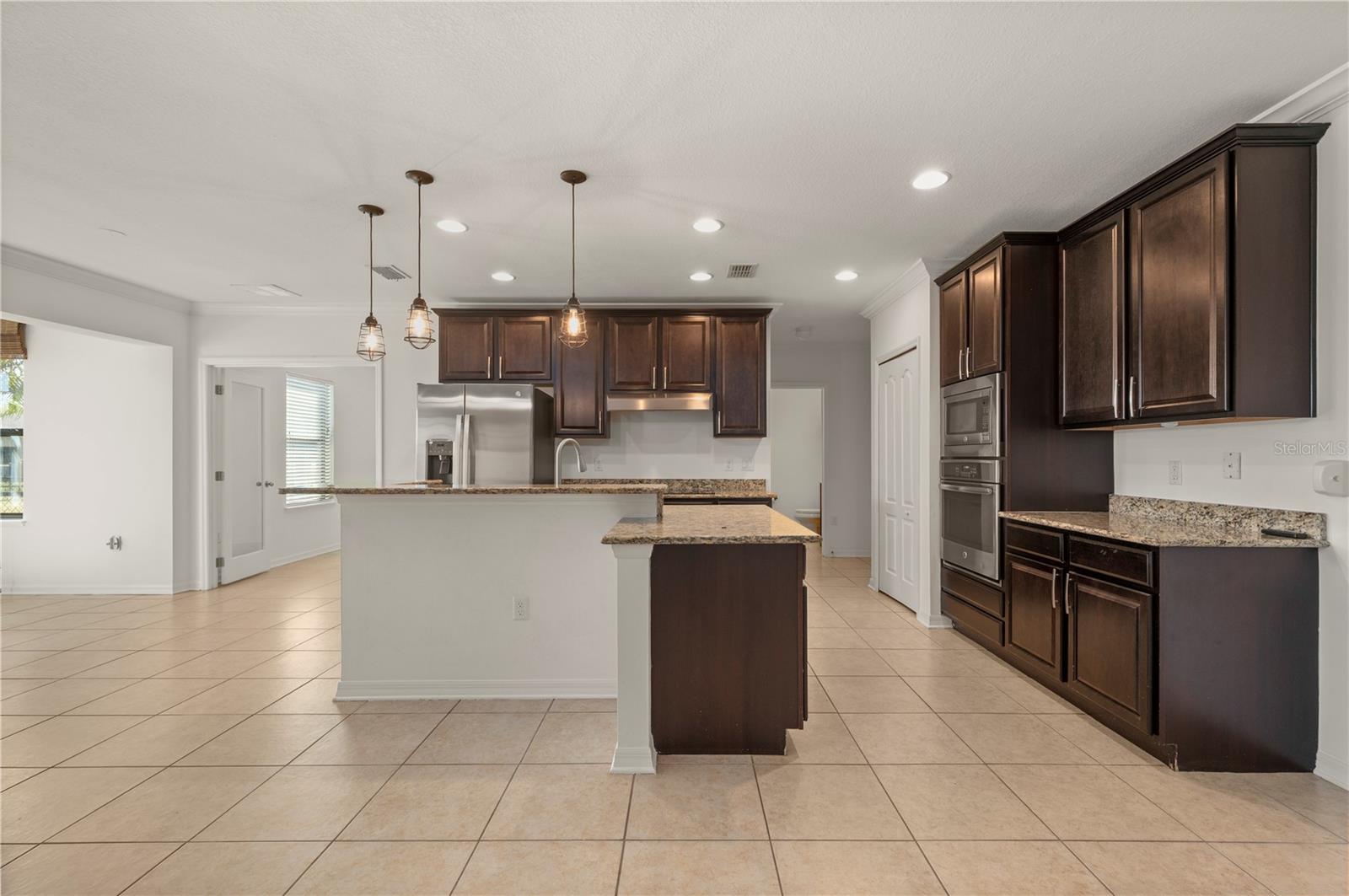 4069 River Bank Way, FL