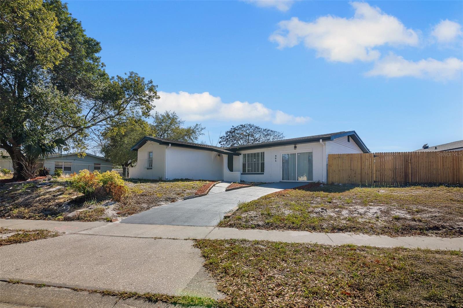 905 Spring Creek Drive, FL