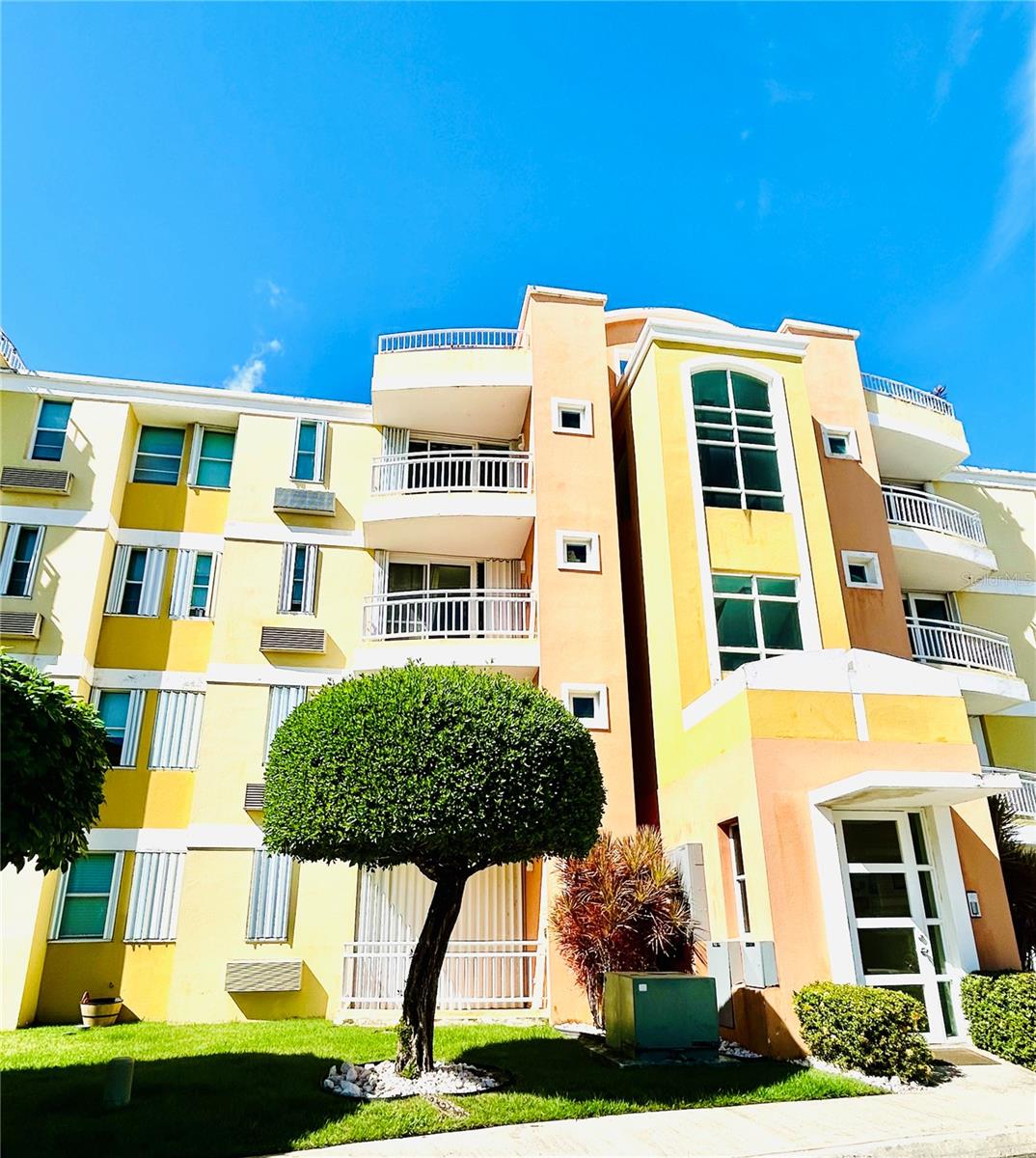 187 Sector El Martillo, Barrio Mediania Alta, PR