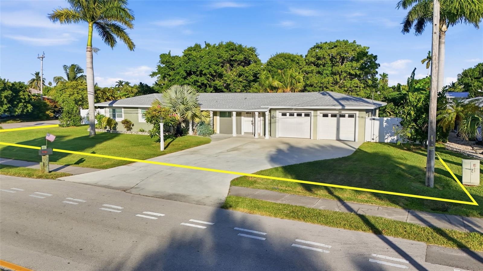 5229 Pelican Boulevard, FL