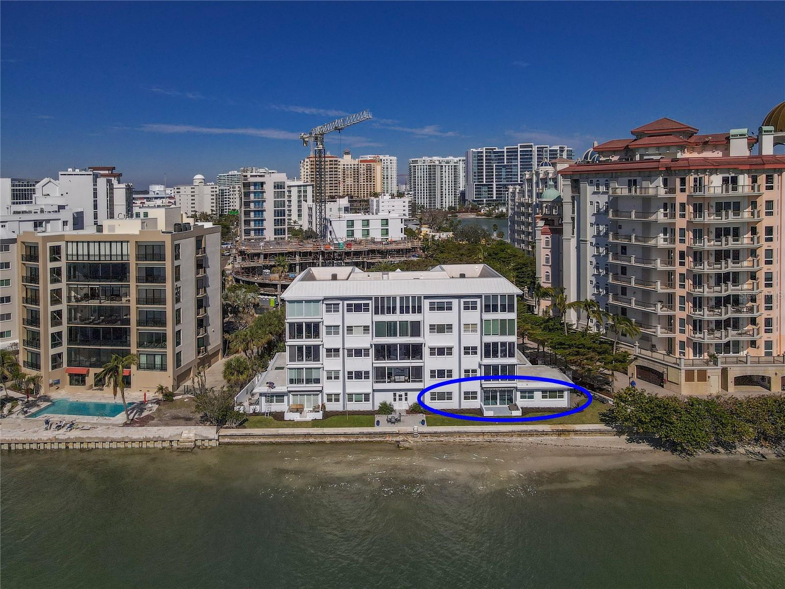 400 Golden Gate Point, FL