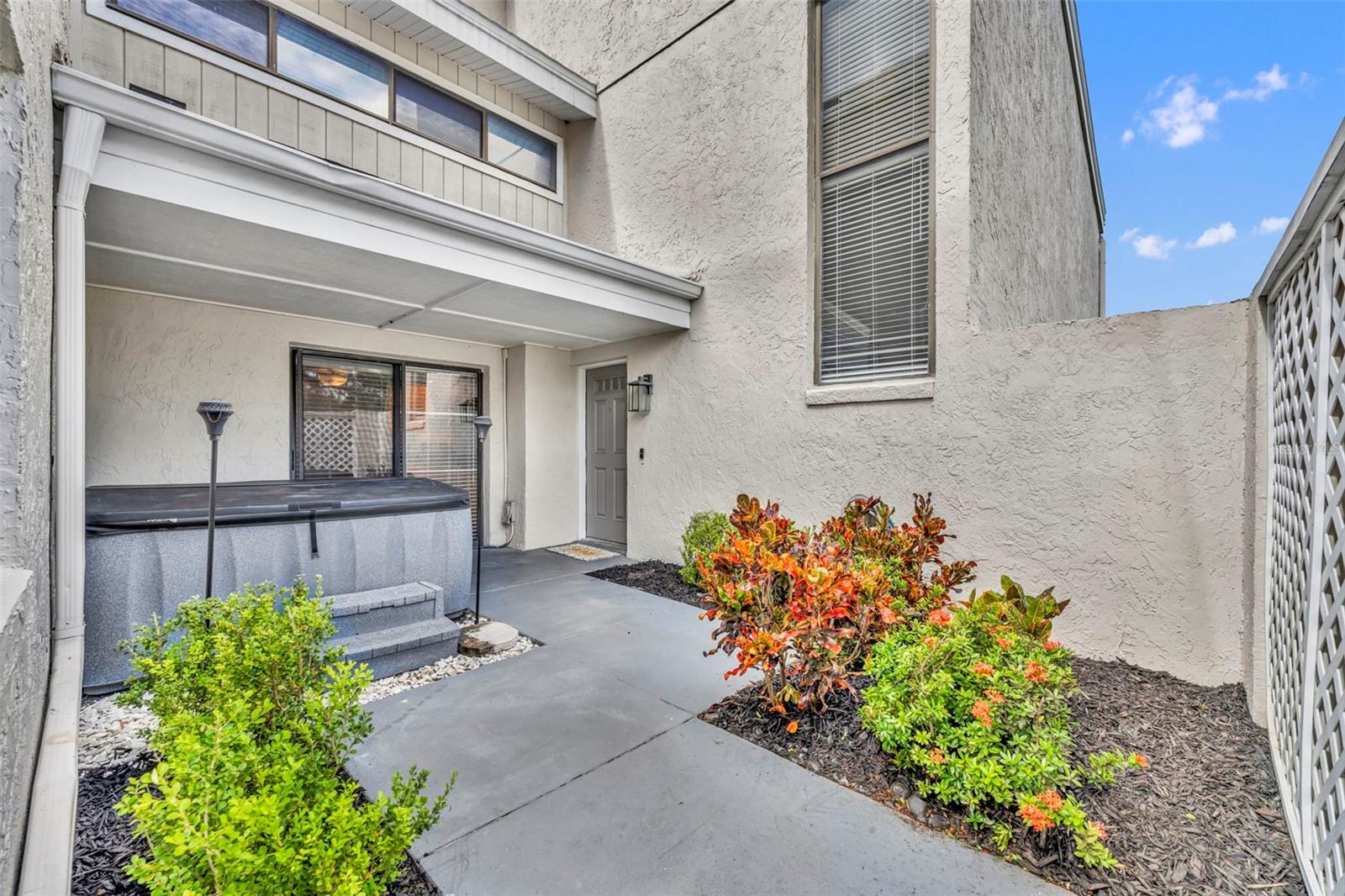 5377 Vineland Road, FL